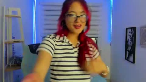 sara_red_x online show from June 13, 2026, 3:59 am