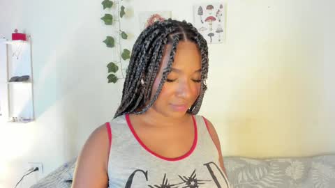 sara sofia online show from January 13, 2025, 1:34 am