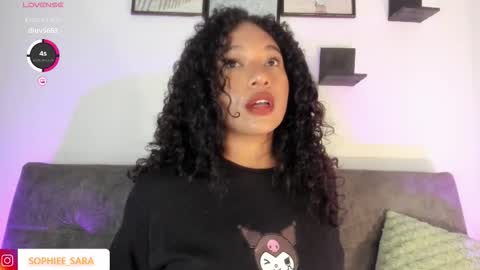 sara sofia online show from September 18, 2025, 3:36 pm