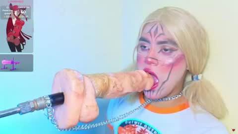 Snapshot of sara_whoredirty chatting on June 17, 2026, 9:23 am sara_whoredirty online show from June 17, 2026, 9:23 am