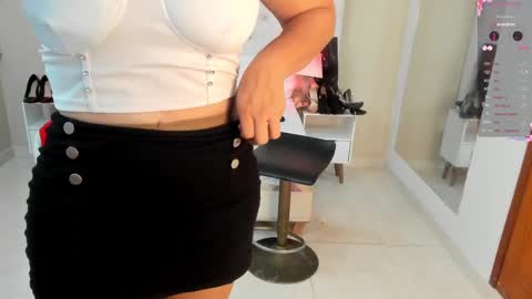 Saraa Gomez online show from February 19, 2025, 3:28 am