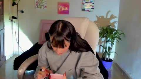 Sarah Ramirez online show from February 27, 2025, 11:31 am