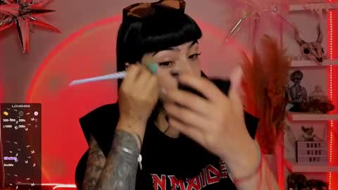 Sara online show from March 5, 2025, 11:05 pm