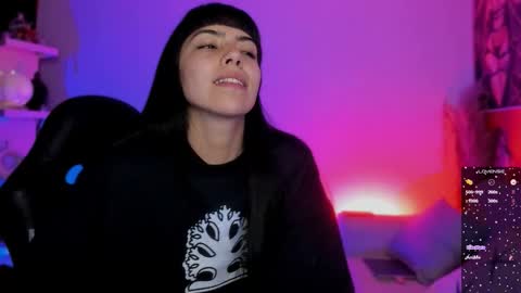 Sara online show from October 17, 2025, 11:29 pm