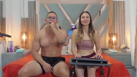 Snapshot of saraandjhony chatting on January 17, 2025, 12:52 pm saraANDyoni online show from January 17, 2025, 12:52 pm