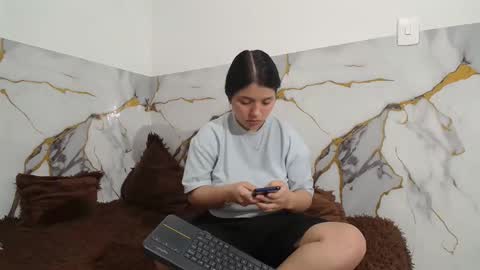 sara and thomas online show from December 14, 2025, 6:12 pm