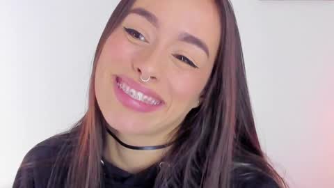 Snapshot of saraarchbould chatting on December 7, 2024, 4:14 pm Sara online show from December 7, 2024, 4:14 pm