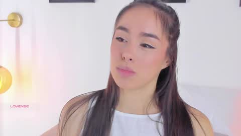 Snapshot of saraarchbould chatting on December 8, 2024, 4:18 pm Sara online show from December 8, 2024, 4:18 pm