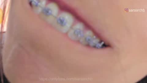 Snapshot of saraarchbould chatting on December 23, 2024, 5:11 pm Sara online show from December 23, 2024, 5:11 pm