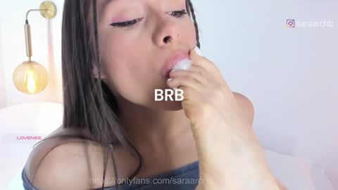 Snapshot of saraarchbould chatting on December 31, 2024, 11:28 pm Sara online show from December 31, 2024, 11:28 pm