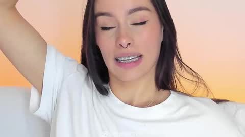 Sara online show from March 11, 2026, 4:57 pm