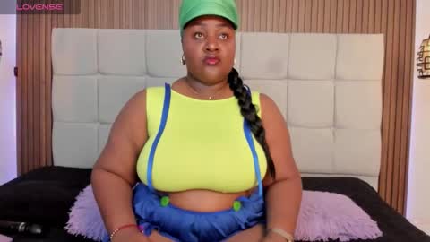   online show from October 16, 2025, 11:00 am