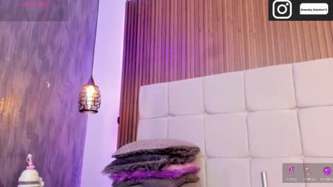   online show from November 29, 2025, 10:51 am