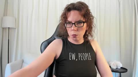 Sara Desire online show from March 4, 2026, 4:24 pm