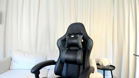 Sara Desire online show from March 13, 2026, 12:23 pm