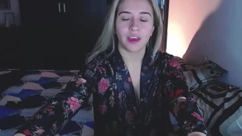 saradiazxxx online show from February 24, 2026, 8:34 am