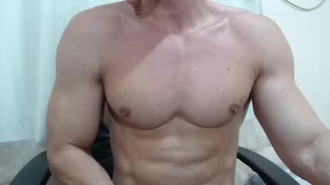 Snapshot of saradorj92 chatting on September 15, 2025, 10:43 pm saradorj92 online show from September 15, 2025, 10:43 pm