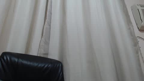 Snapshot of saradorj92 chatting on October 4, 2025, 8:34 am saradorj92 online show from October 4, 2025, 8:34 am