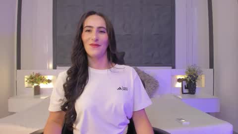  Sara Gomez  online show from February 20, 2026, 1:22 pm