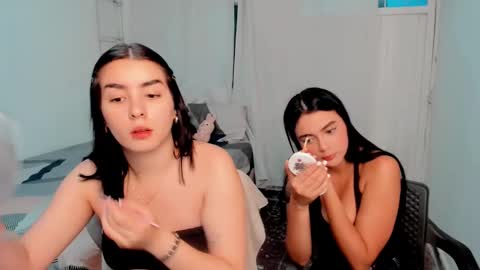 Snapshot of sarah_angelll chatting on February 1, 2025, 12:29 am sarah online show from February 1, 2025, 12:29 am