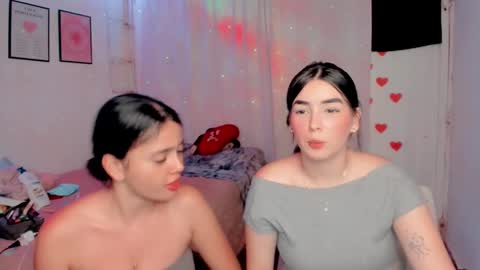 Snapshot of sarah_angelll chatting on March 12, 2025, 4:08 am sarah online show from March 12, 2025, 4:08 am