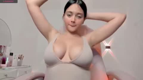 Snapshot of sarah_angelll chatting on December 22, 2025, 2:47 pm sarah online show from December 22, 2025, 2:47 pm