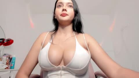 Snapshot of sarah_angelll chatting on February 11, 2026, 9:31 pm sarah online show from February 11, 2026, 9:31 pm