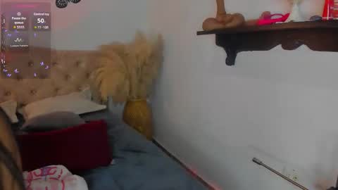 Sarah Valkiria  IG  Sar lanister online show from December 20, 2025, 3:35 am