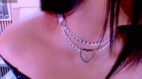 Snapshot of sarah_cream chatting on March 29, 2026, 3:28 am Sarah online show from March 29, 2026, 3:28 am