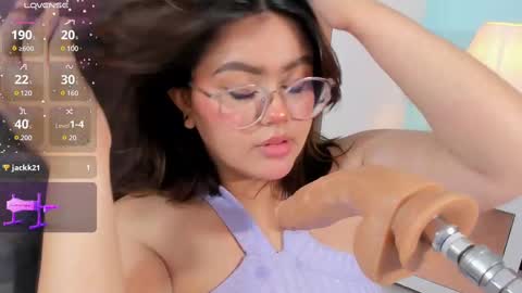 Sarah online show from February 22, 2025, 4:07 am