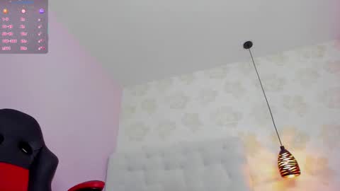 SARAH KEYS  online show from November 22, 2025, 3:16 am