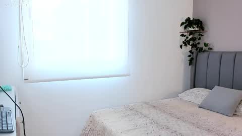 sarah_rayy online show from February 21, 2025, 6:15 pm