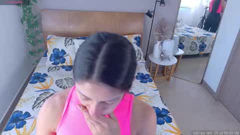 sarah_rayy online show from October 20, 2025, 8:20 pm