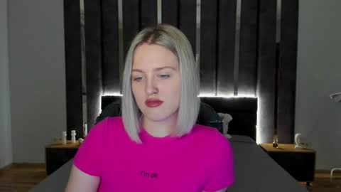 Sarah online show from January 4, 2025, 12:59 am