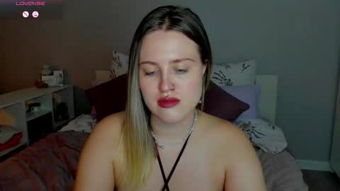 Sarah online show from October 13, 2025, 12:27 pm