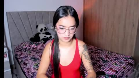Sarah online show from May 25, 2026, 11:55 pm