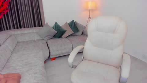 Sarah online show from January 24, 2025, 11:02 pm