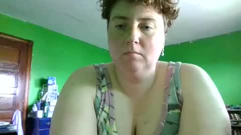 Sarah online show from June 8, 2026, 6:41 pm