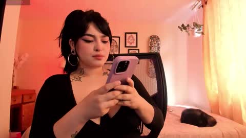 Snapshot of sarah_volkov chatting on February 12, 2026, 2:45 pm online show from February 12, 2026, 2:45 pm