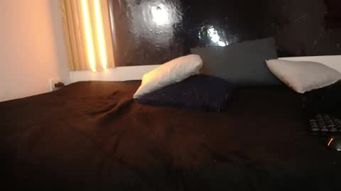 sarahajhoness online show from April 18, 2026, 7:58 pm