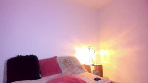 Sarah and Erik online show from October 28, 2025, 1:53 am