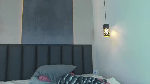 Snapshot of sarahevans__ chatting on March 12, 2025, 9:44 am Sarah Evans online show from March 12, 2025, 9:44 am