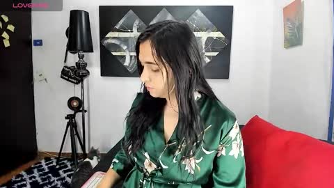  SARAHJEY     online show from December 21, 2025, 2:02 pm