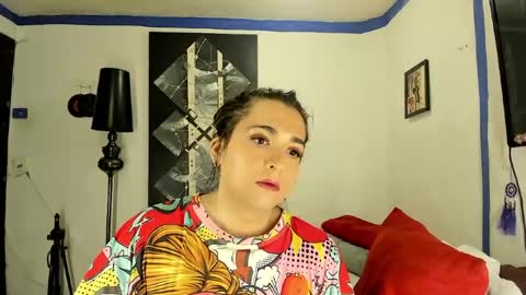 Snapshot of sarahjey chatting on April 19, 2026, 6:21 pm SARAHJEY online show from April 19, 2026, 6:21 pm