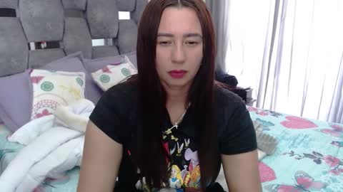 Lia online show from November 28, 2025, 5:26 pm