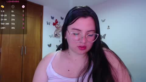 Sarah online show from January 24, 2025, 3:54 am