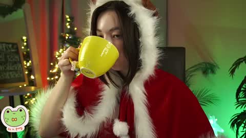 Snapshot of sarahson chatting on December 31, 2024, 8:15 am vacation 16-30 of november caucht me in insta online show from December 31, 2024, 8:15 am
