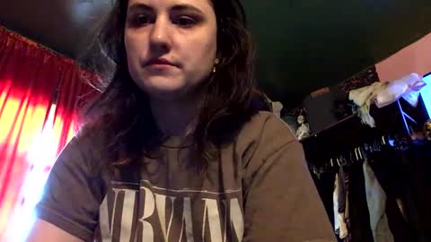 sarahsweetie17 online show from September 19, 2025, 4:07 pm