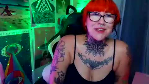 Sarah T online show from October 28, 2025, 11:18 pm