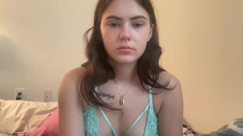 SarahxOliver online show from December 20, 2024, 4:46 pm
